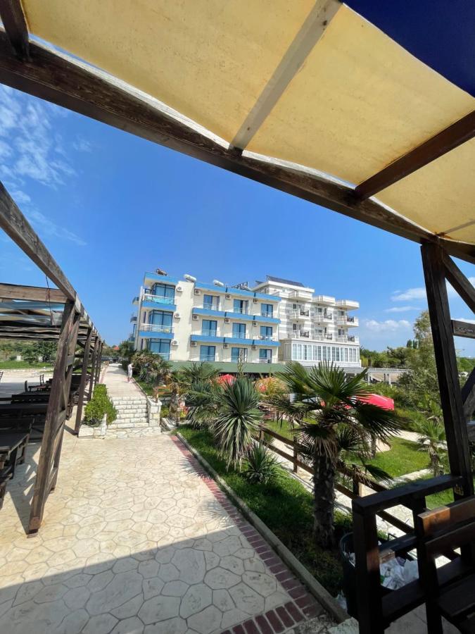 Hotel Zverneci Екстериор снимка