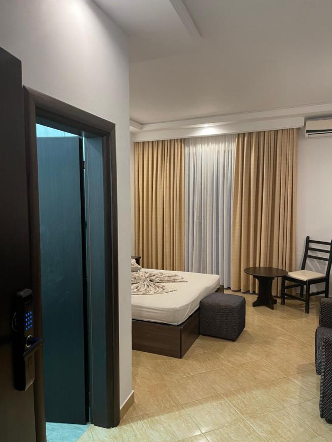 Hotel Zverneci Екстериор снимка